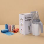 Cat scoop  for litter - with small plastic bags